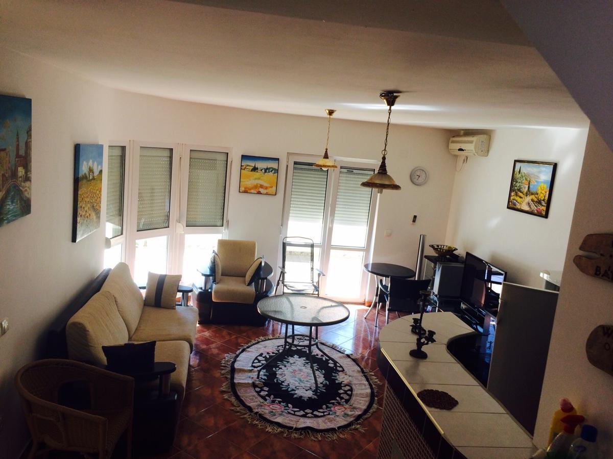 Holiday Home Mikki Dobra Voda Ngoại thất bức ảnh